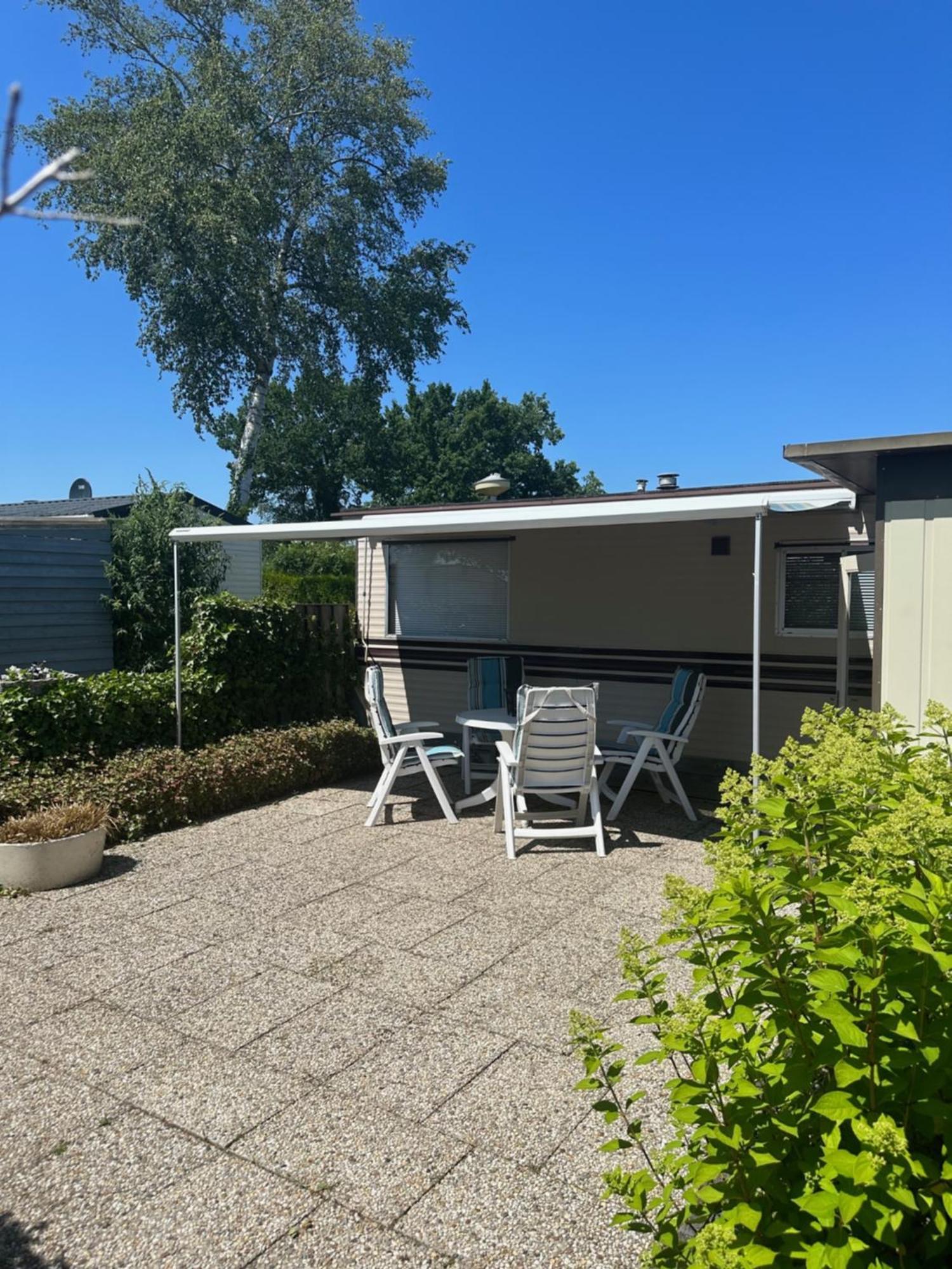 Gezellige Stacaravan Met Groot, Zonnig Terras! Belt-Schutsloot Exterior foto